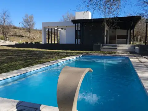 Avenida Perito Moreno 1700