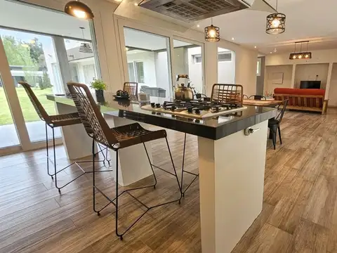Casa en Venta 1 año