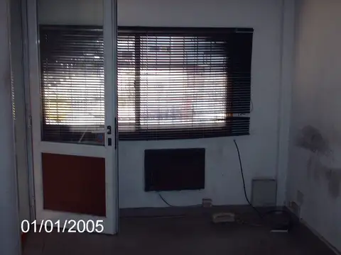 Galpon en Venta 20  mts Fondo