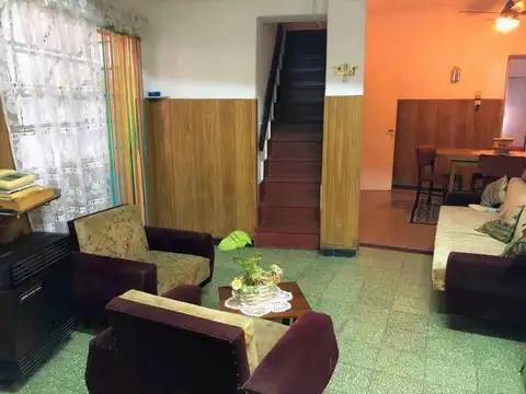 Casa en Venta en Lisandro De La Torre, USD 60.000
