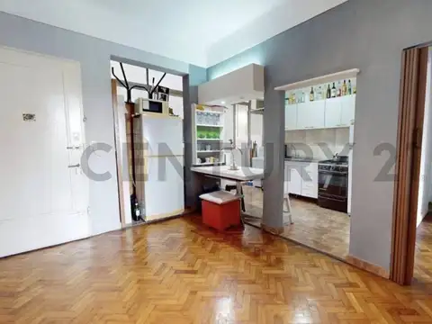 Avenida Carlos Calvo 1600, Piso 5