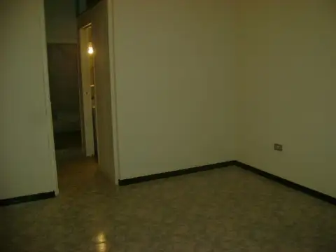 Depto Tipo Casa en Alquiler de Monoambiente