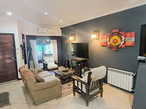 Casa 5 amb con parque y quincho en Caisamar