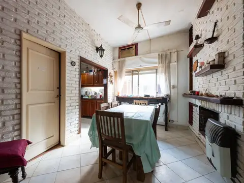 Casa 3 ambientes con 1 baño