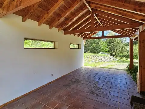 Propiedad de gran categoria en terreno de 5000 mt2.