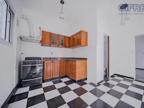 Depto Tipo Casa en Venta en Villa del Parque, USD 108.000