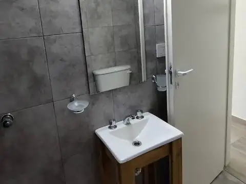 Departamento en Alquiler en Lomas de Zamora, $ 420.000