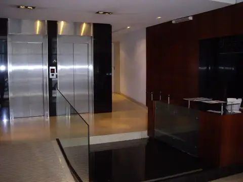 Oficina 4 ambientes con 1 baño