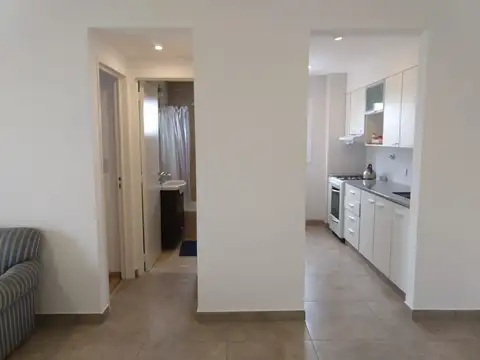 Departamento en Alquiler en Bernal, $ 550.000