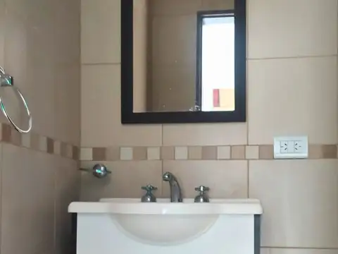 Depto Tipo Casa en Venta con 1 cocheras