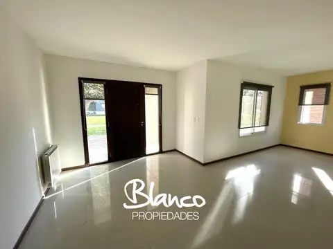 Casa en Venta en Septiembre, USD 290.000