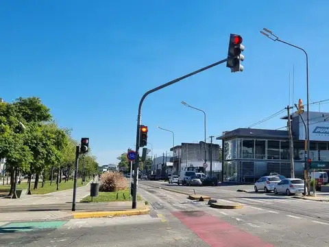 Av. Pres. Peron al 2700 2600