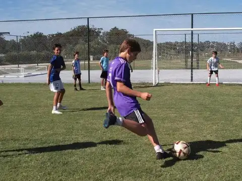 Lote en barrio La Cercania