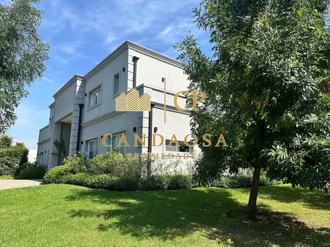 Casa en Venta en Pilar del Este - Santa Guadalupe, USD 420.000