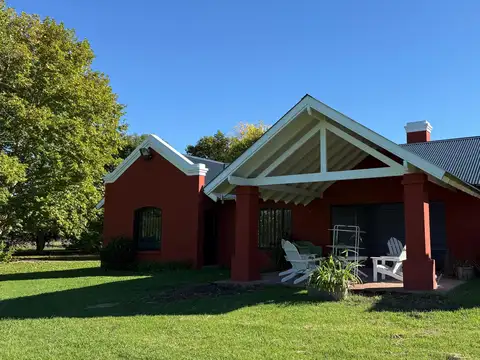 Casa en El Argentino, Luján