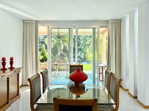 Casa en Venta al Oeste