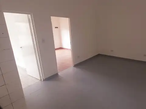 Depto Tipo Casa en Alquiler de 2 dormitorios