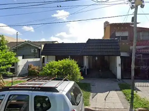 chalet con loza 2 dormitorios