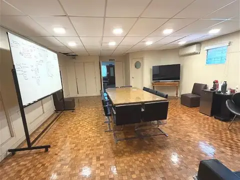Oficina en Venta en Villa Urquiza, USD 1.900.000