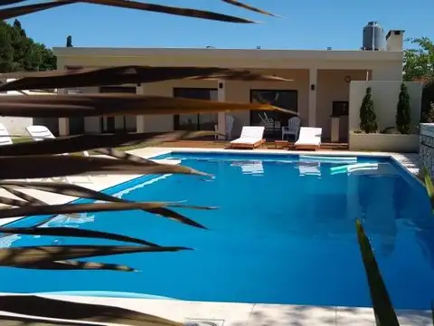 Quinta en Venta en Lobos, USD 105.000