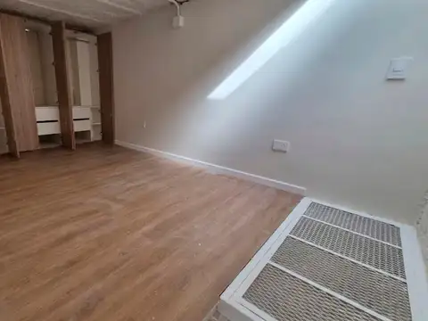 Depto Tipo Casa en Venta de 1 dormitorio