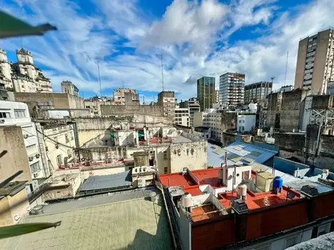 VENTA DPTO 6 AMB SAN NICOLAS TERRAZA