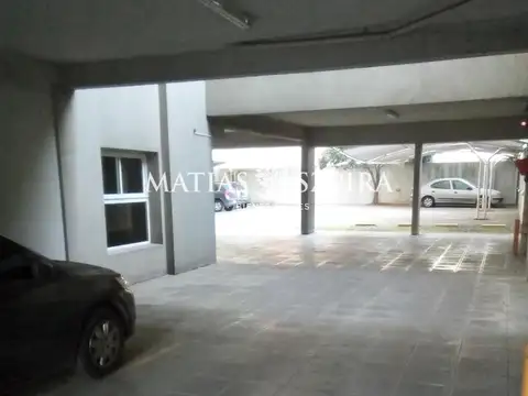 Cochera en venta en Castelar Norte