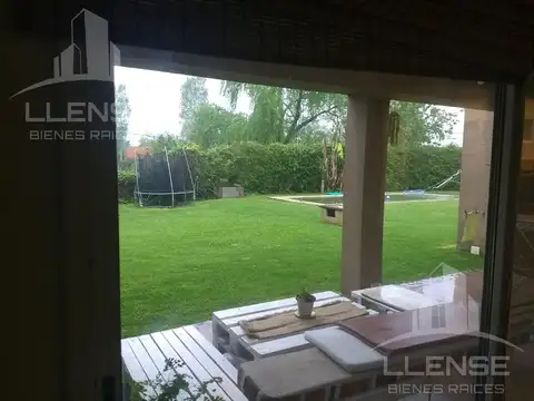 Casa en Alquiler de 4 dormitorios