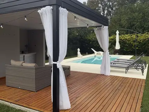 VENTA CASA CON PILETA AZAHARES DEL PARANA-FIGHIERA
