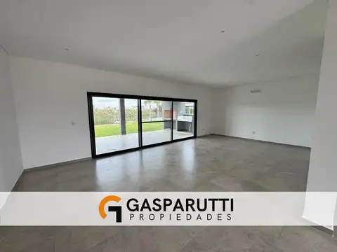 Casa en Venta en El Cantón, USD 260.000