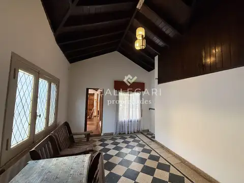 Casa 5 ambientes con Parque en venta - Quilmes ¡APTO A CRÉDITO!