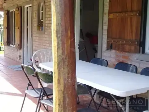 Casa en Venta con 1 cochera