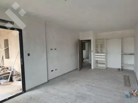 Depto Tipo Casa en Venta de 4 ambientes