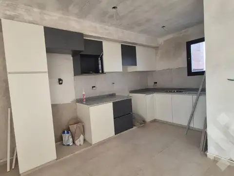 Depto Tipo Casa en Venta de 4 ambientes