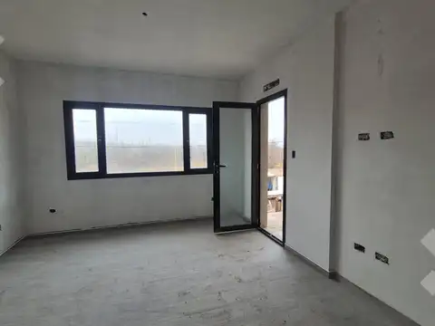 Depto Tipo Casa 4 ambientes con 1 baño