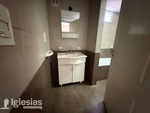 Departamento 3 ambientes con 2 baños