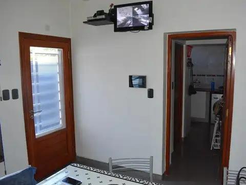 ¿Querés una propiedad premium? Permuto por casa menor  