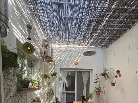 VENTA CASA + 2 DEPTOS PILETA GODOY CRUZ BOMBAL SUR