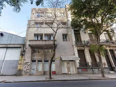 Edificio institucional en venta - Balvanera