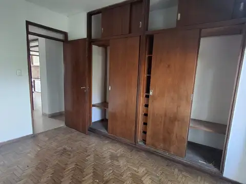 Suipacha 900, Piso 2