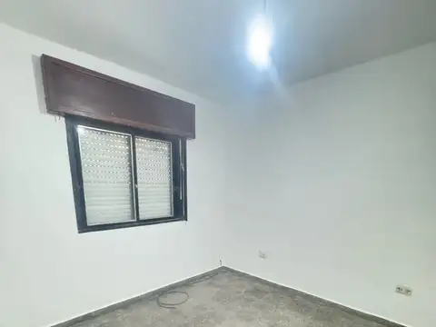 Casa en Alquiler con 1 cochera