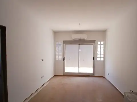 Departamento en Venta en Mataderos, USD 118.000