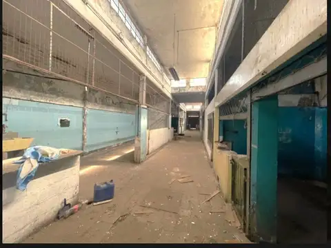 VENTA DEPOSITO GALPON A REFACCIONAR BOULOGNE, SI