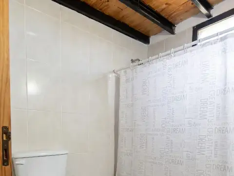 Casa 3 ambientes con 1 baño