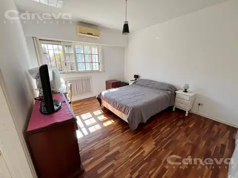 Espectacular casa con jardin y pileta