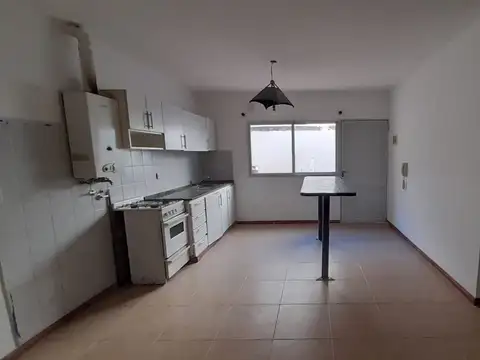 Avenida Presidente Perón 3500