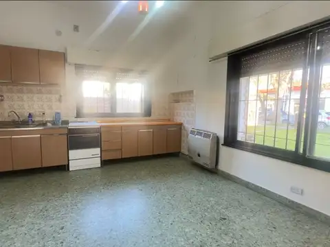 Casa en Alquiler en Ingeniero Maschwitz, $ 1.350.000