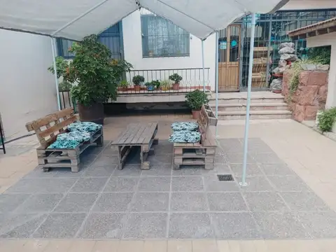 Maza esq Hipolito Irigoyen 100, Piso 2237