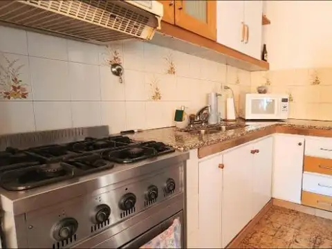 Depto Tipo Casa en Venta con 2 cocheras