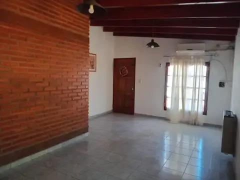 Casa en Alquiler en Rincón de los Sauces, $ 2.100.000